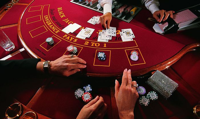 Lợi ích khi tham gia trang web chơi game trực tuyến Bong88 - Bong88